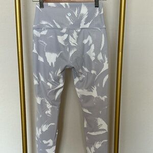 Lululemon Wunder Under HR Tight Leggings Size 6